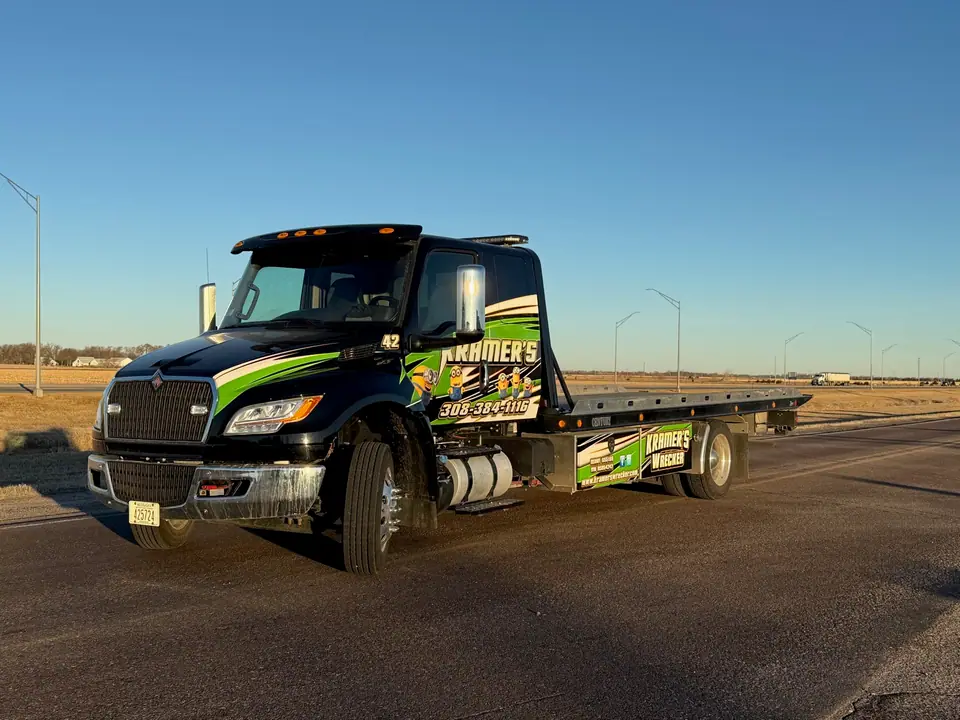 Kramer's heavy-duty flatbed